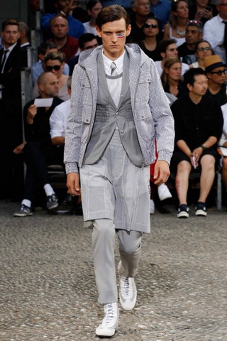 Moncler Gamme Bleu / - 2015